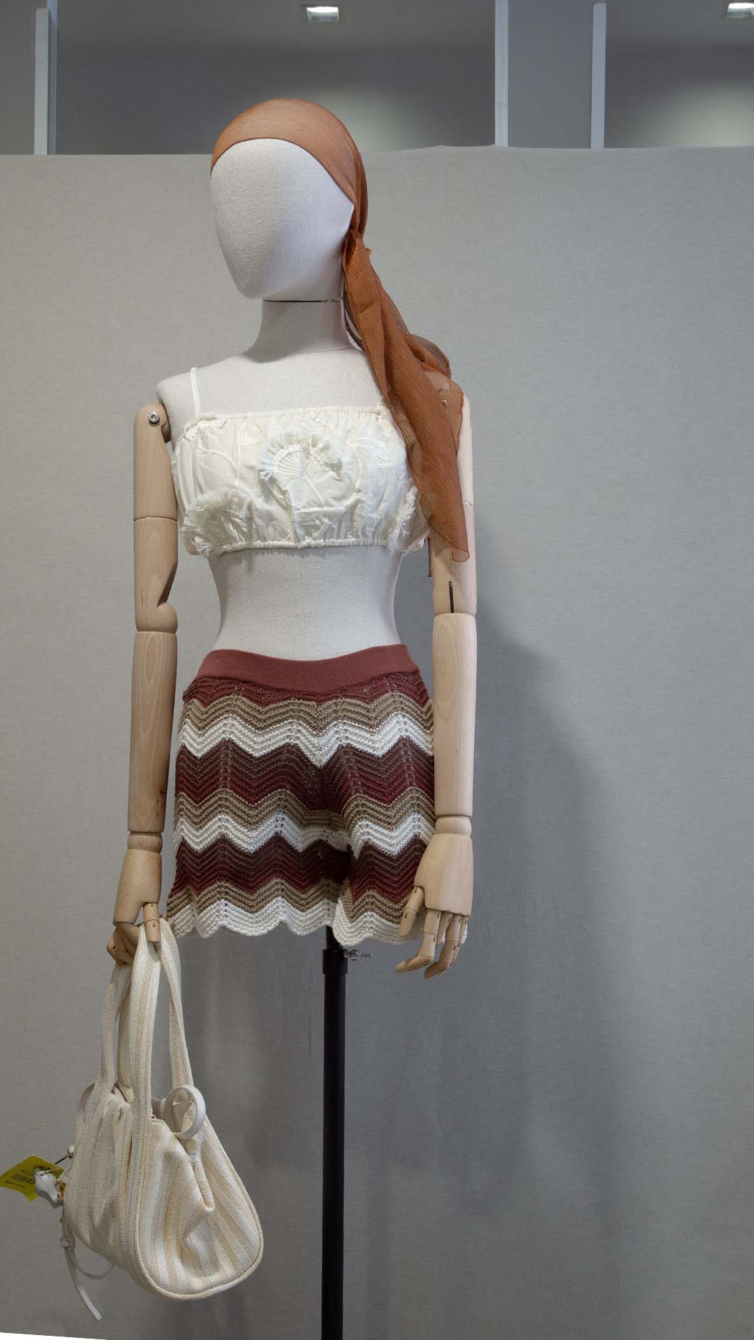 Weili Zheng  top