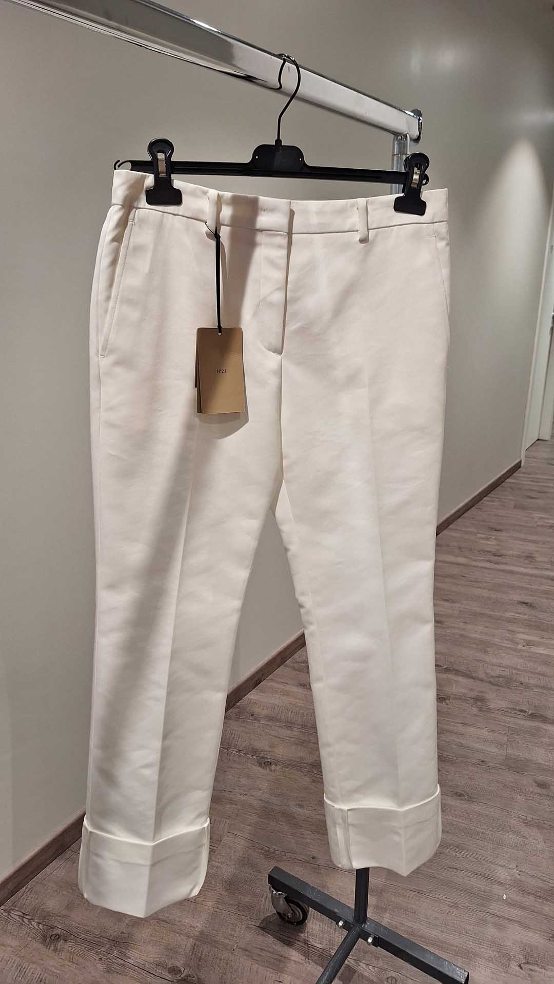 N.21  pantaloni