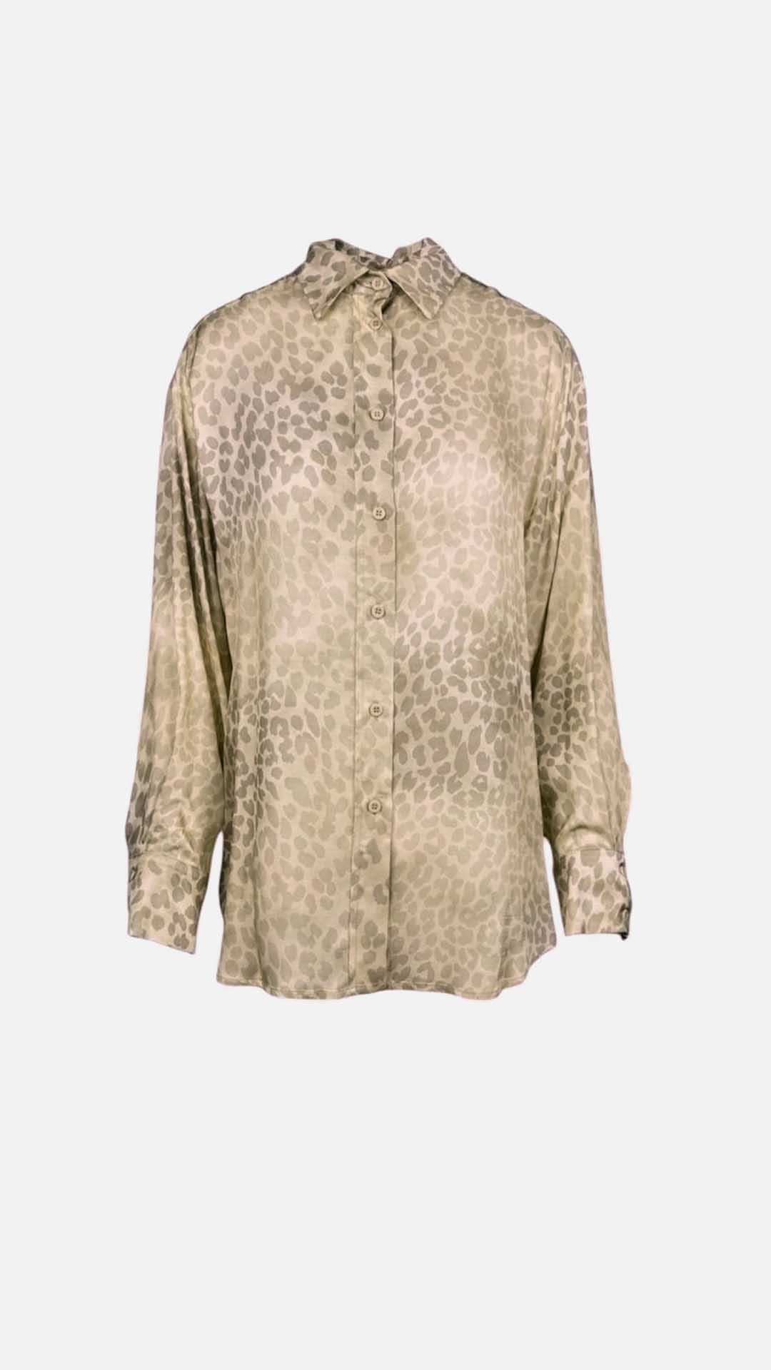 Nude  camicia