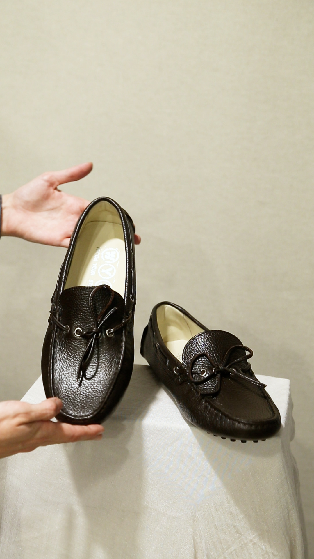 Watch Your Step  scarpe