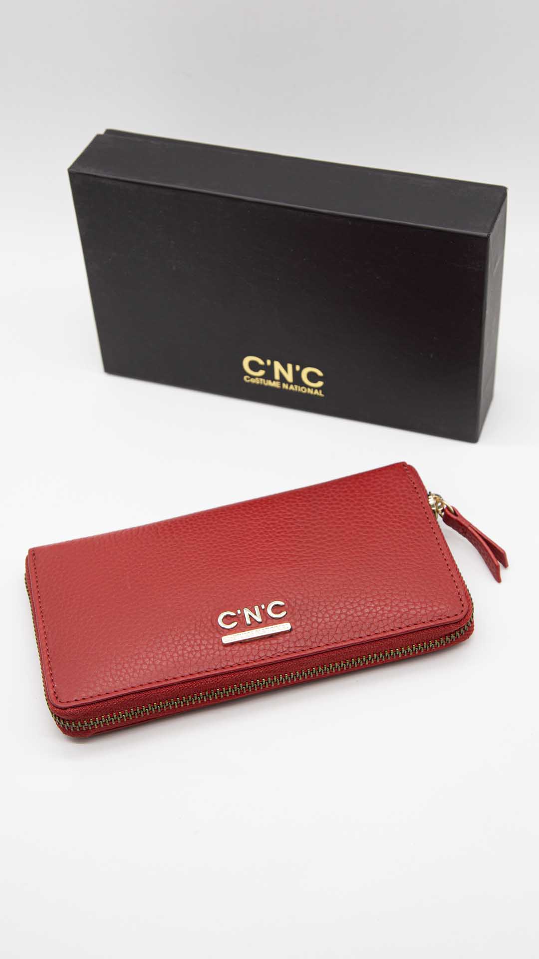 Costume National  pelletteria