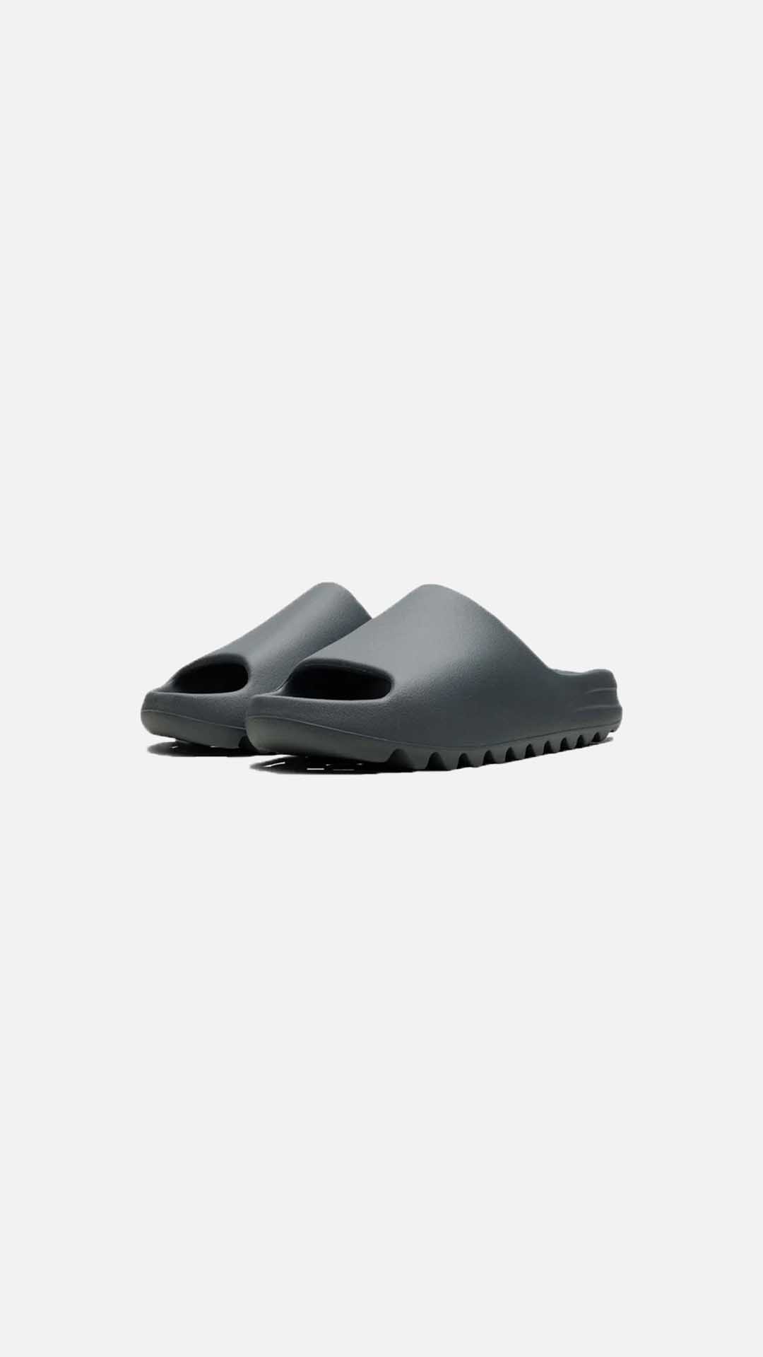 Adidas Yeezy  ciabatte