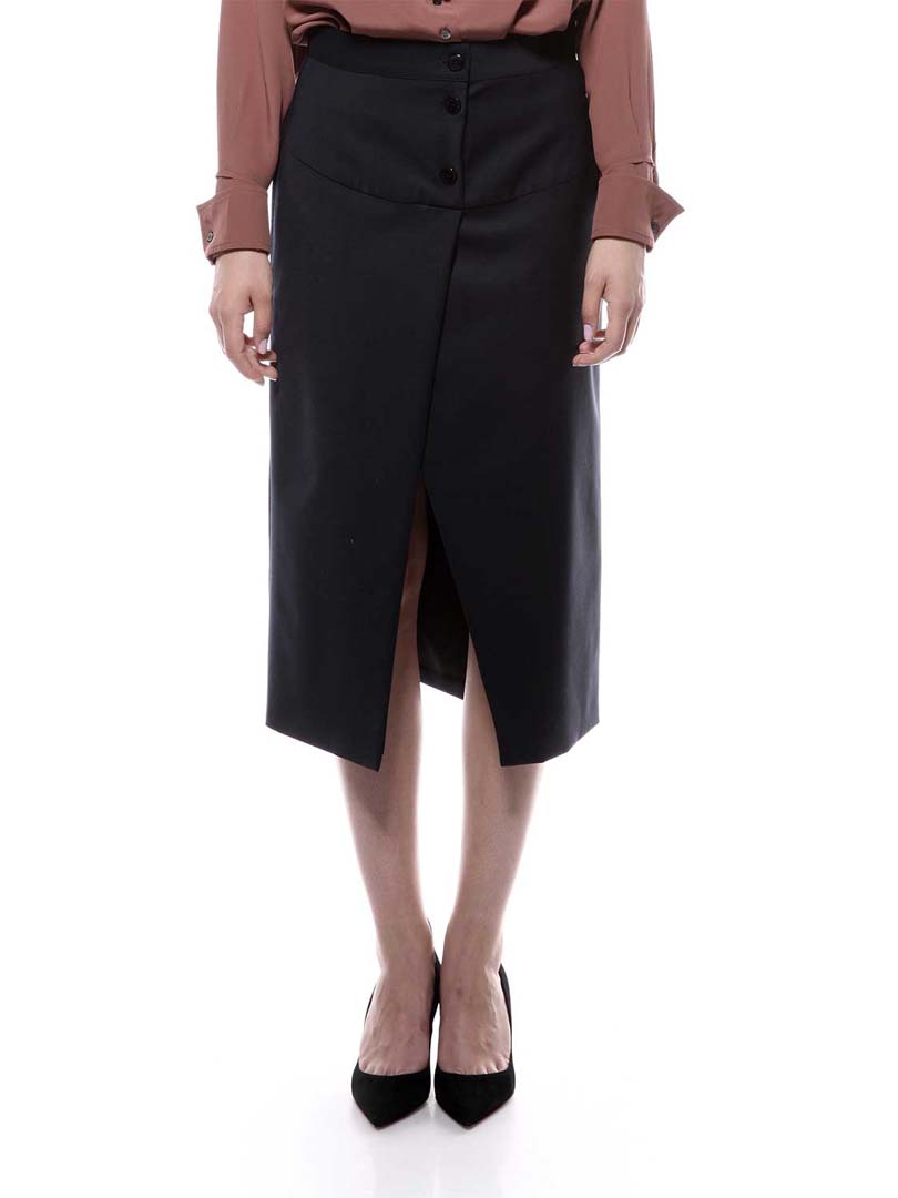 Alessandro dell'Acqua, Skirt