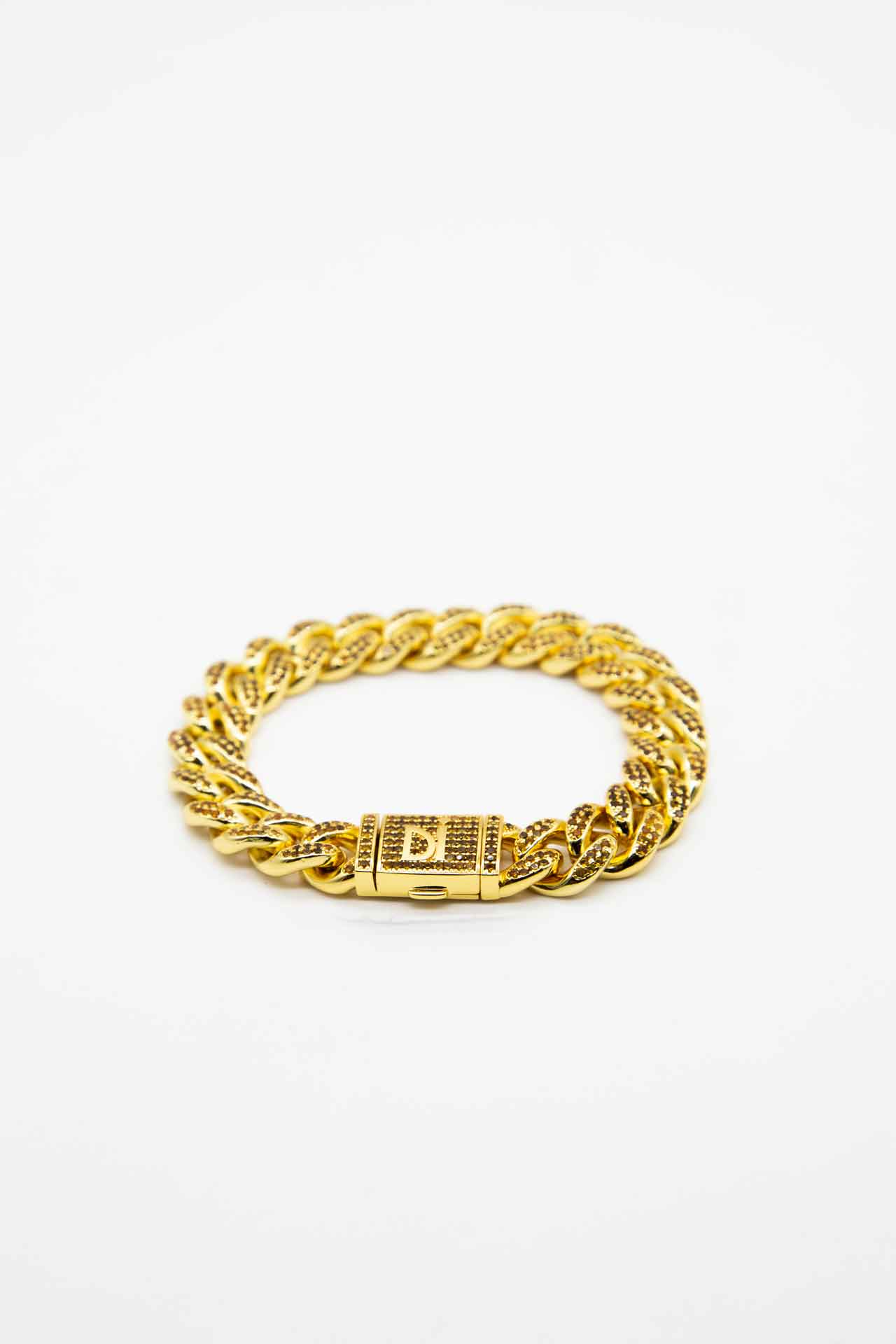 Darkai, Bracciale