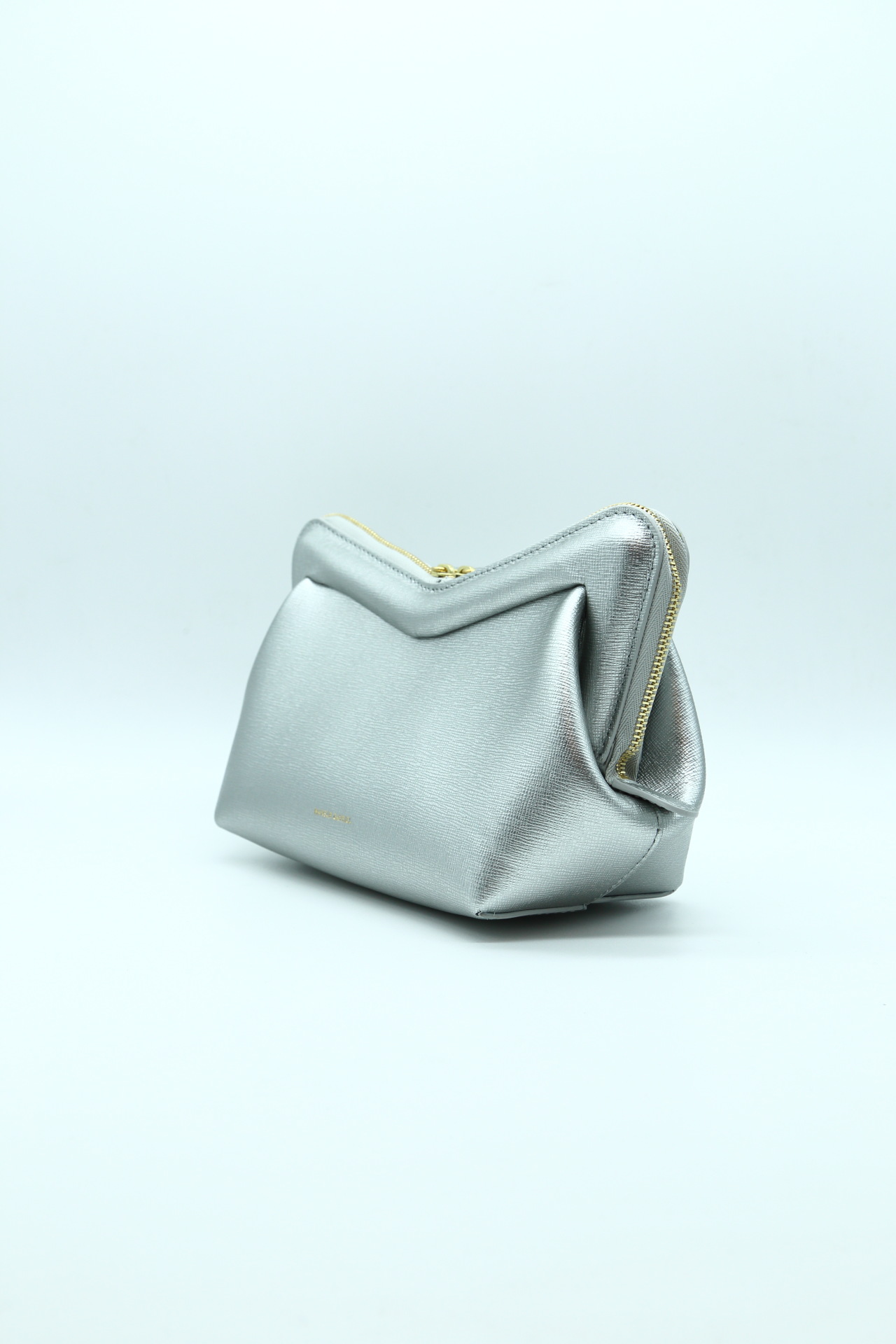 Mansur Gavriel, Borsa