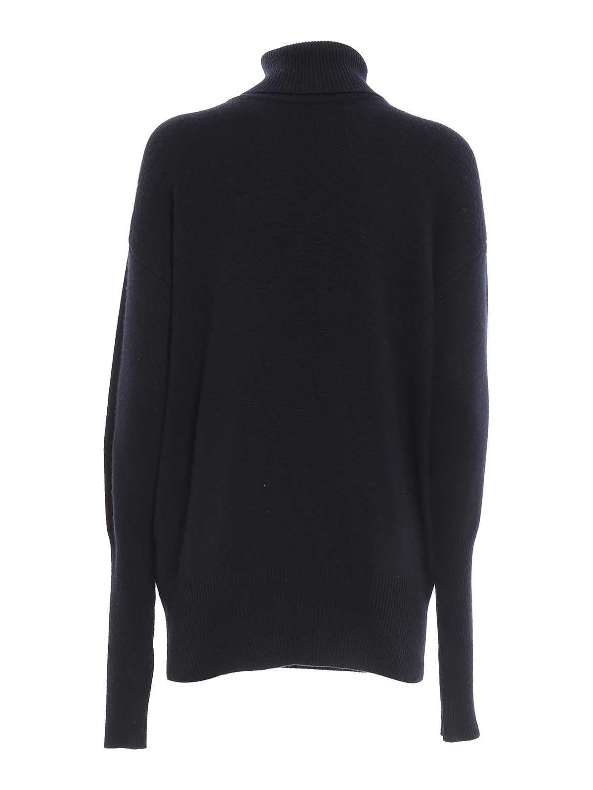 Victoria Beckham, Sweater