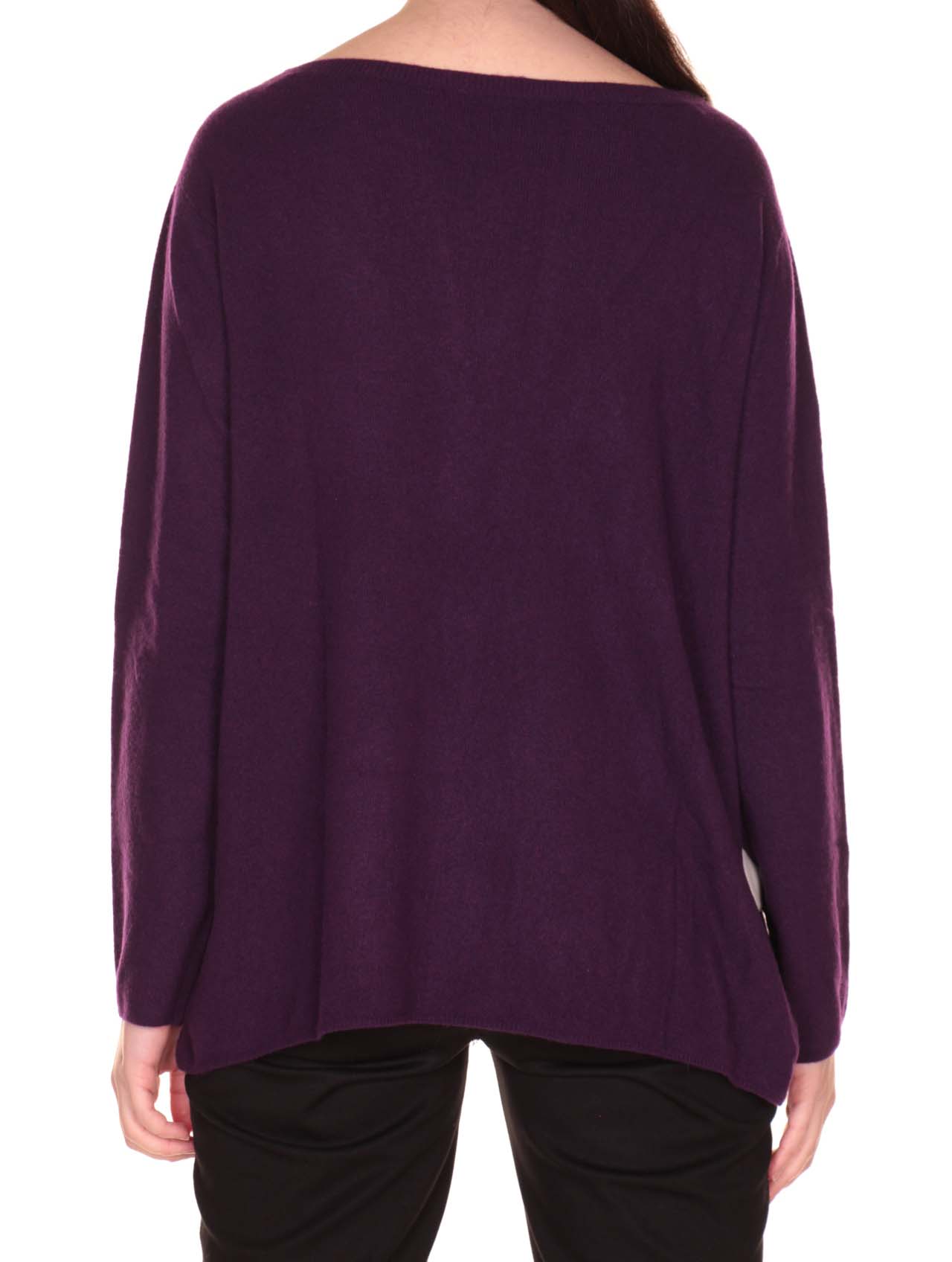 Kristina T, Maglia