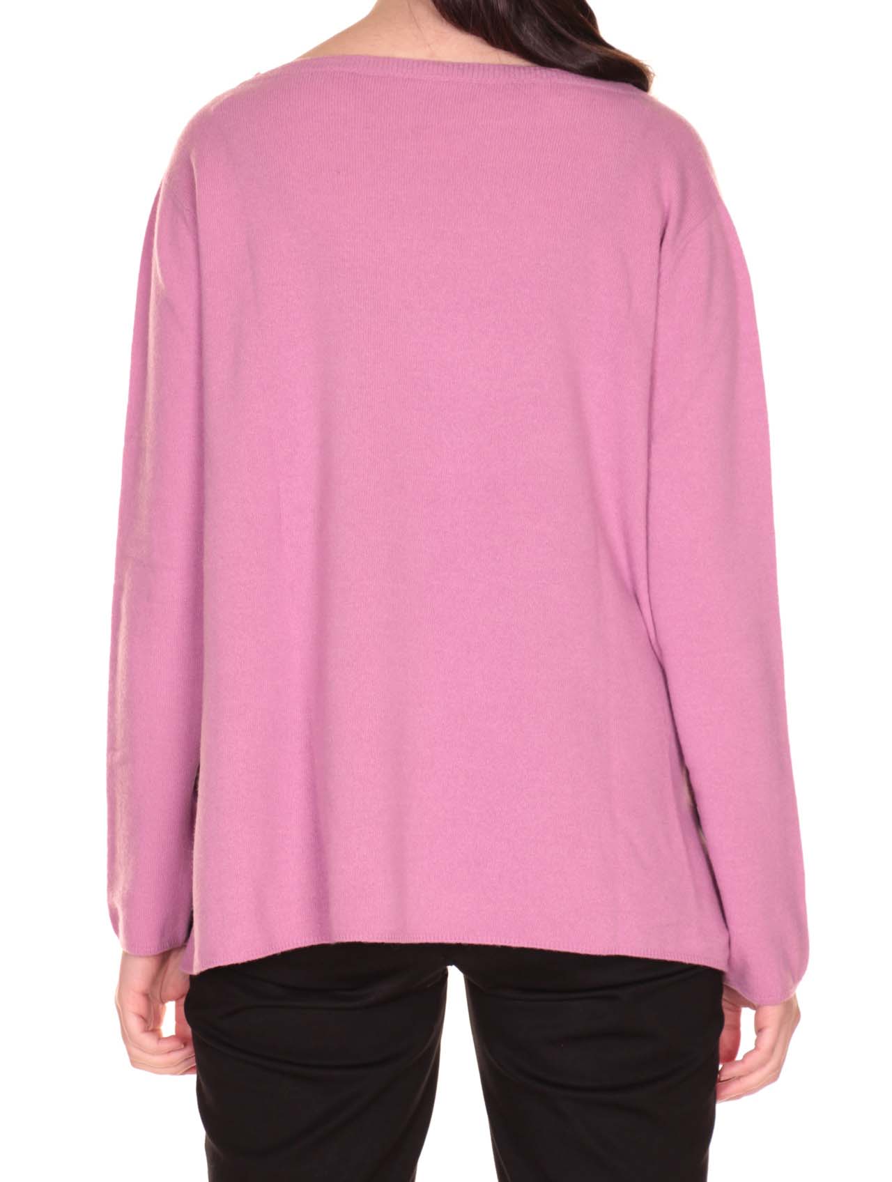 Kristina T, Maglia