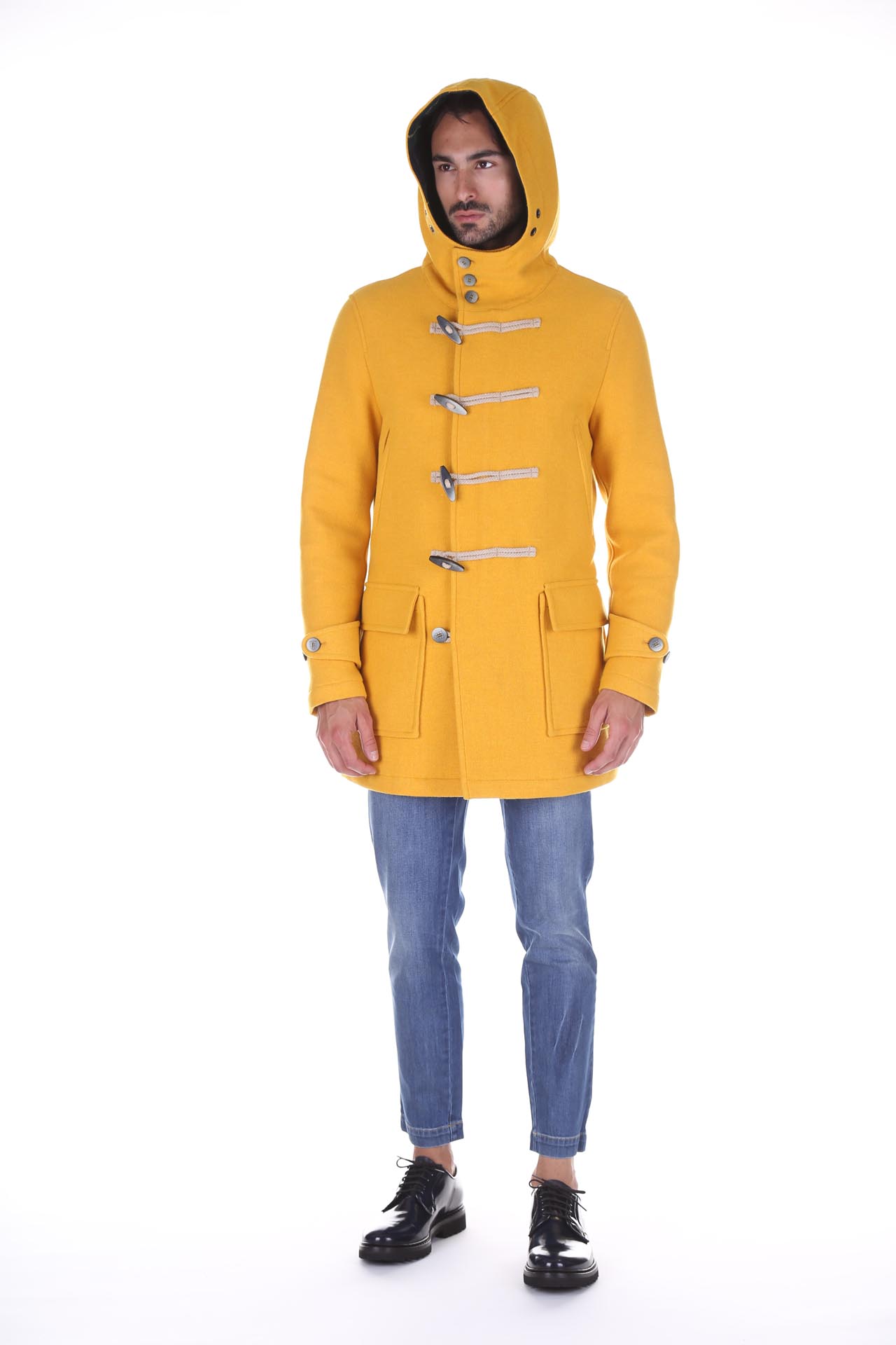 Camplin, Coat