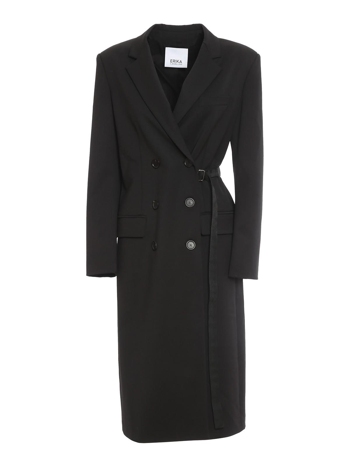 Erika Cavallini, Coat