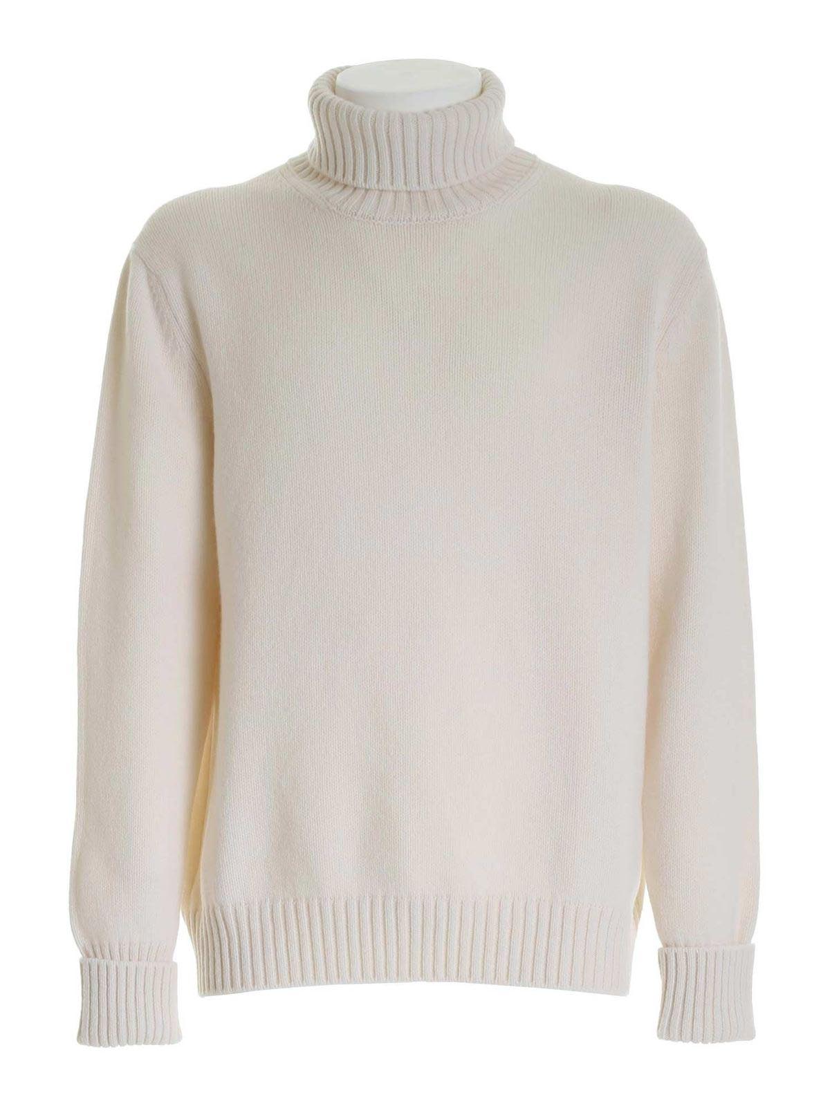 Fay, Maglia