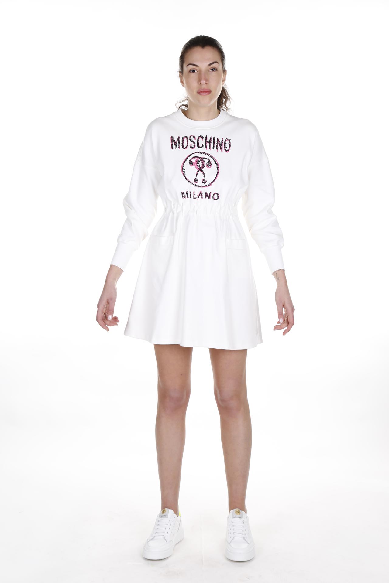 Moschino, Abito