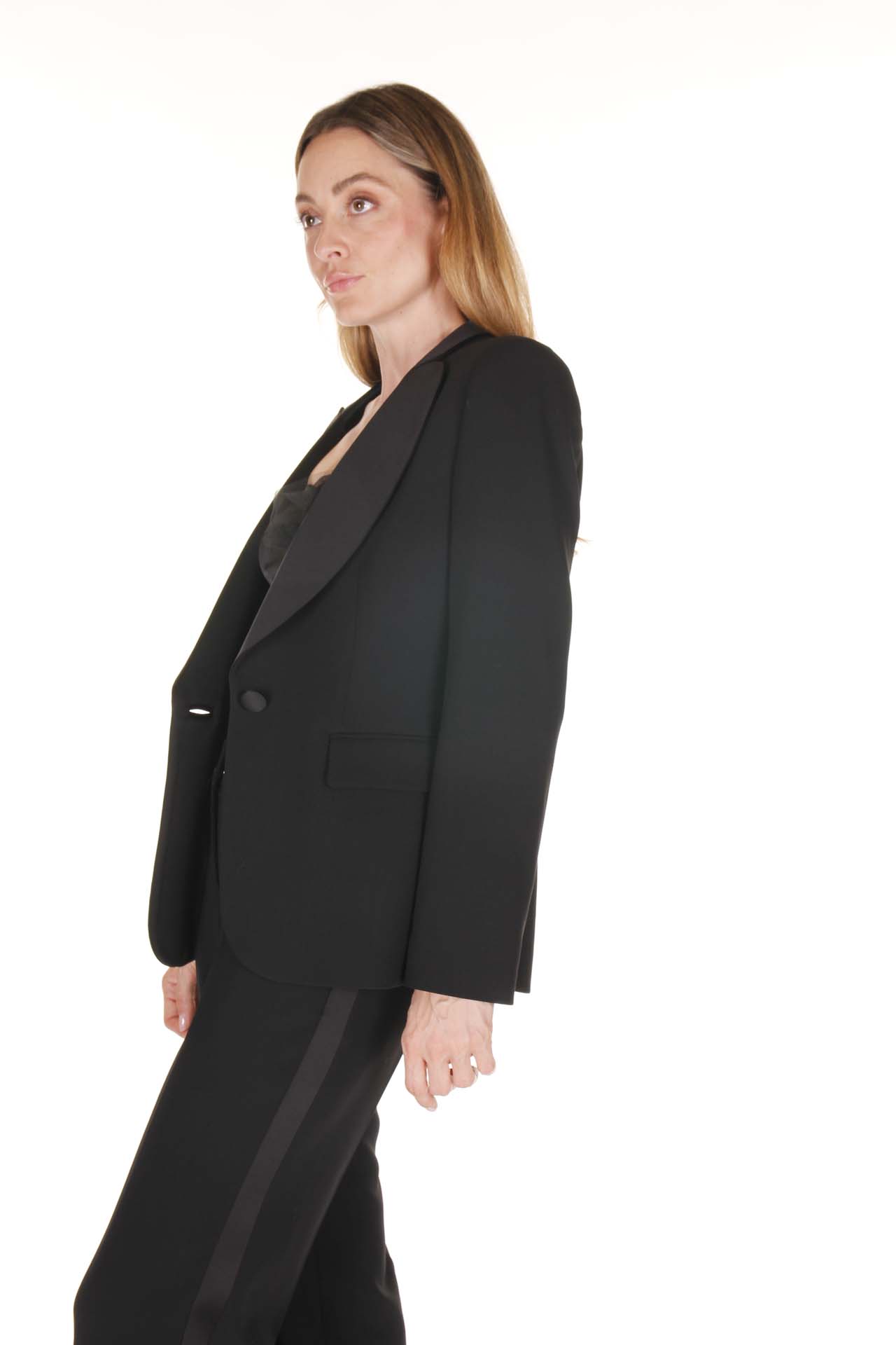 Giorgio Armani, Completo