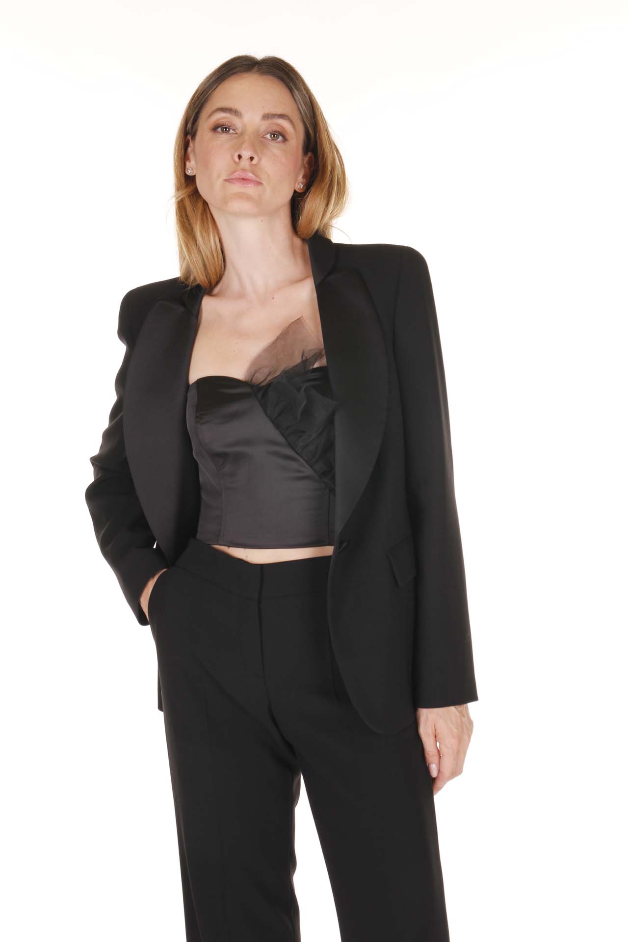 Giorgio Armani, Completo