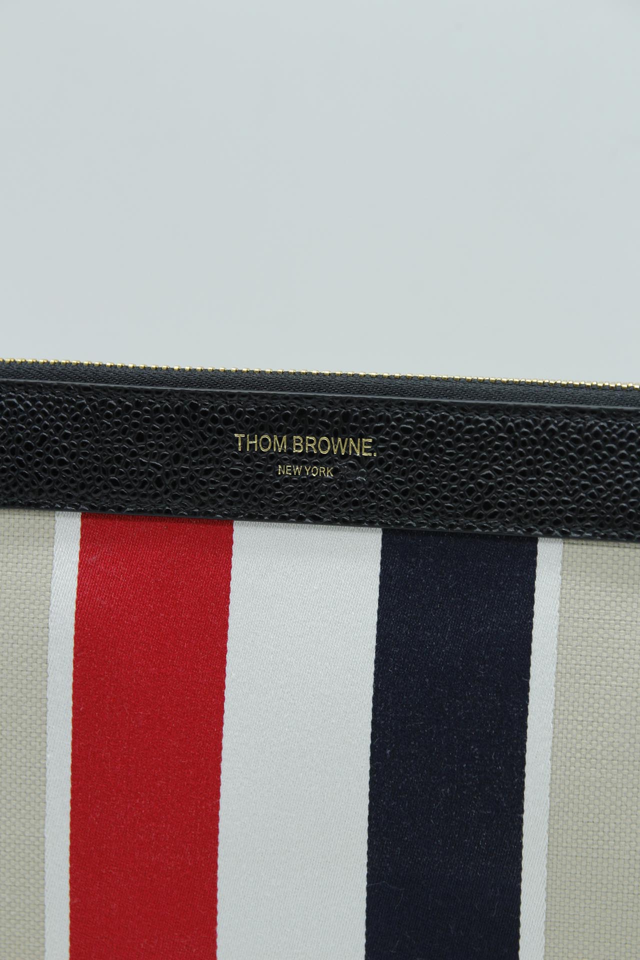 Thom Browne, Borsa a mano