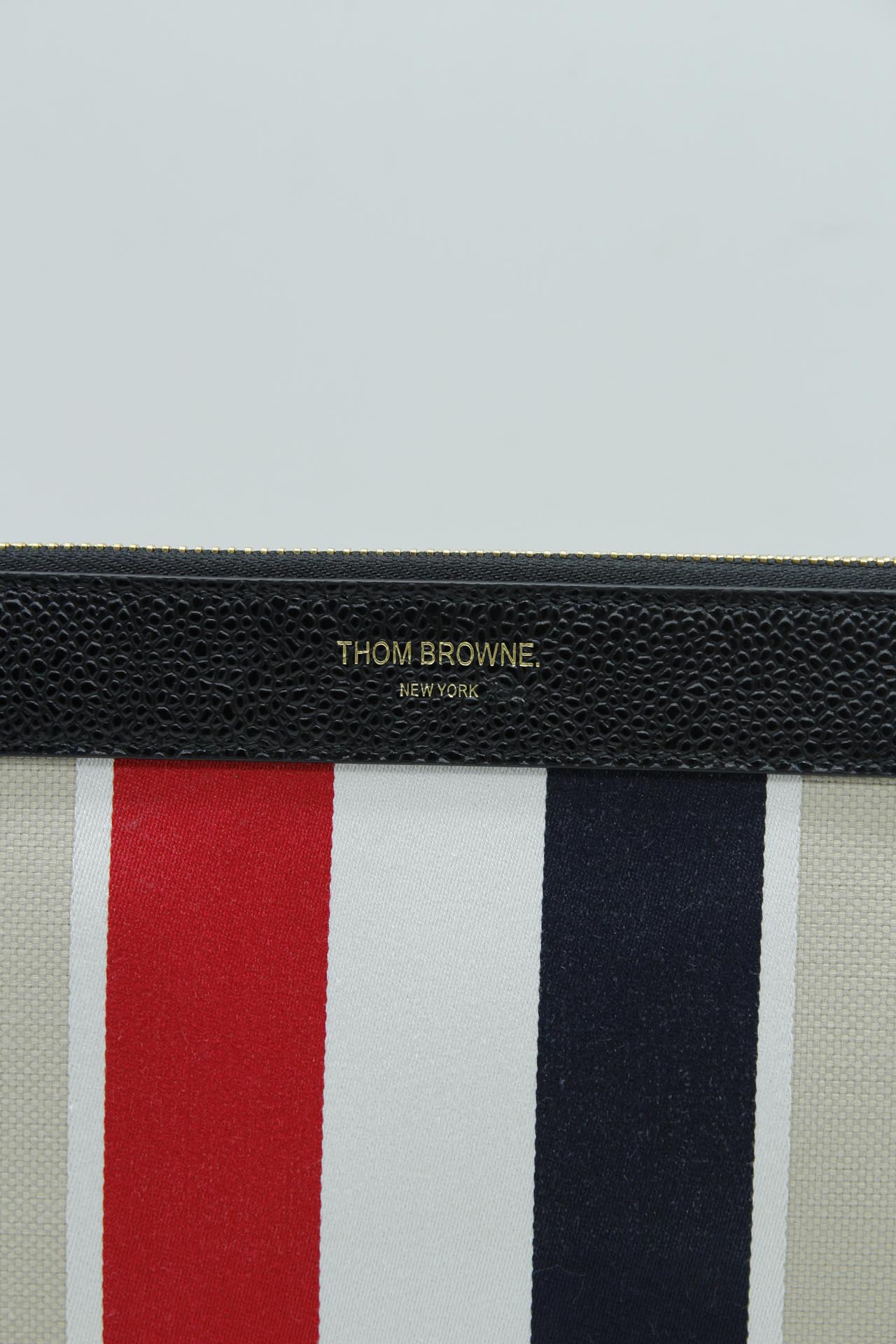 Thom Browne, Borsa a mano