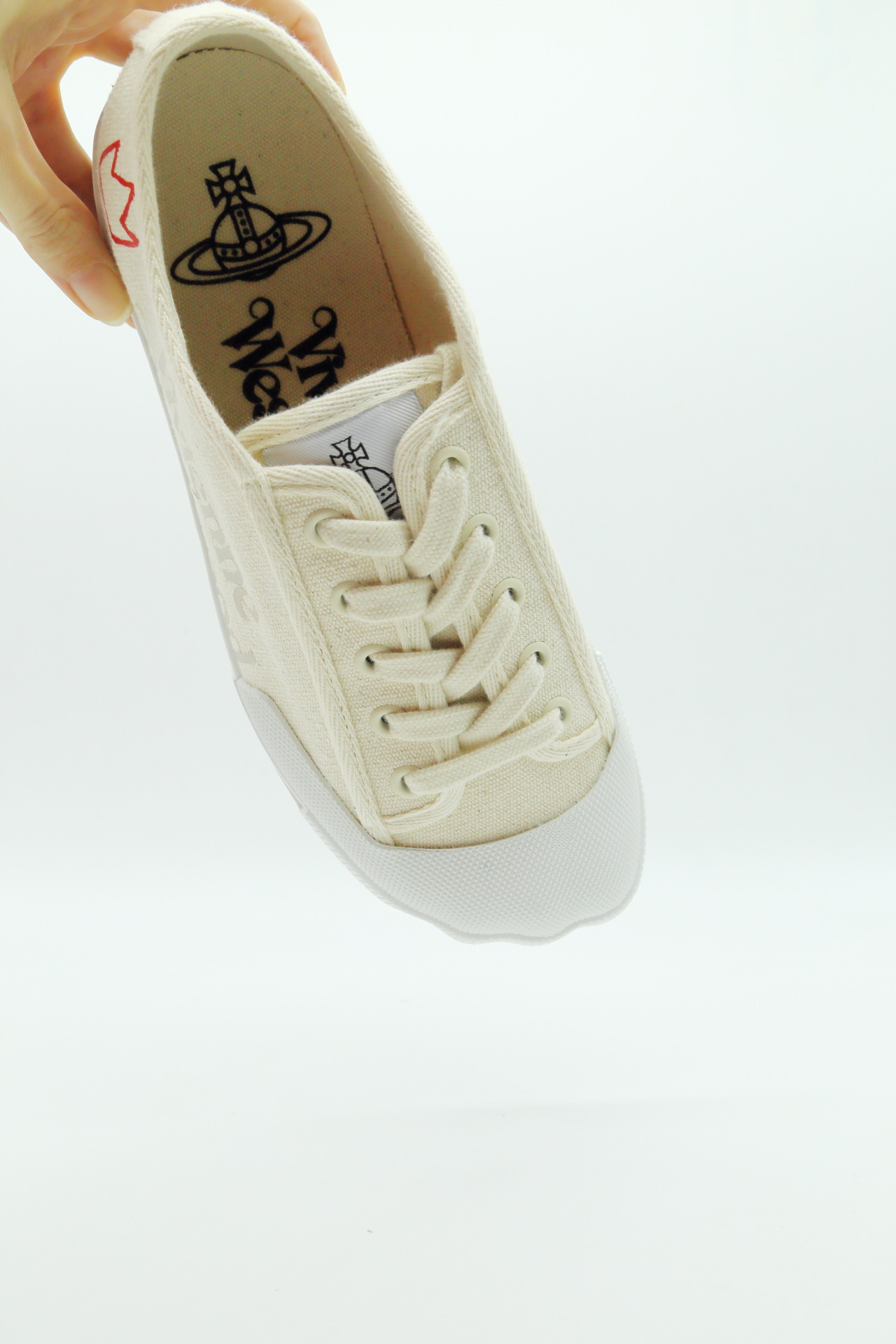 Vivienne Westwood, Sneakers
